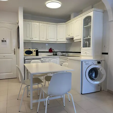 Balcon Del Mar- Pool View דירה ארונה